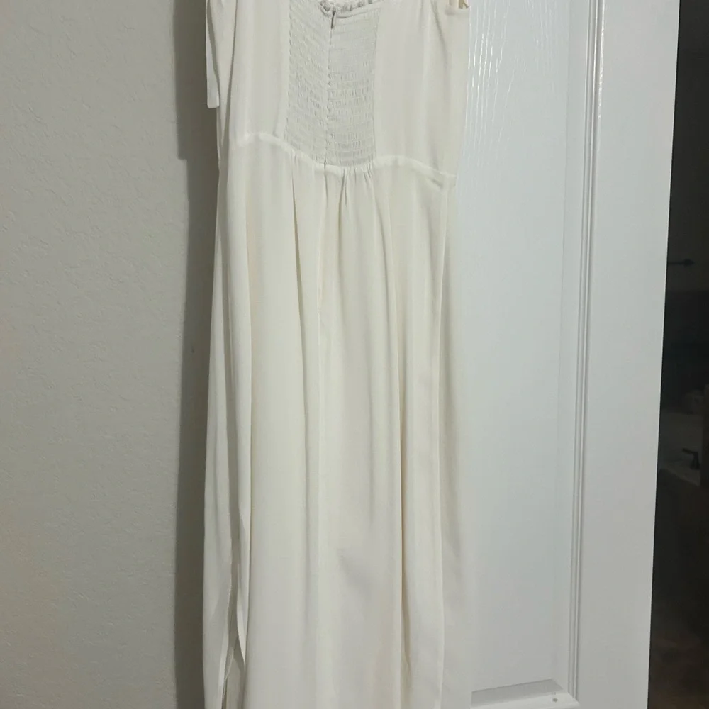 Besse reformation white dress size 4 - Picture 4 of 7